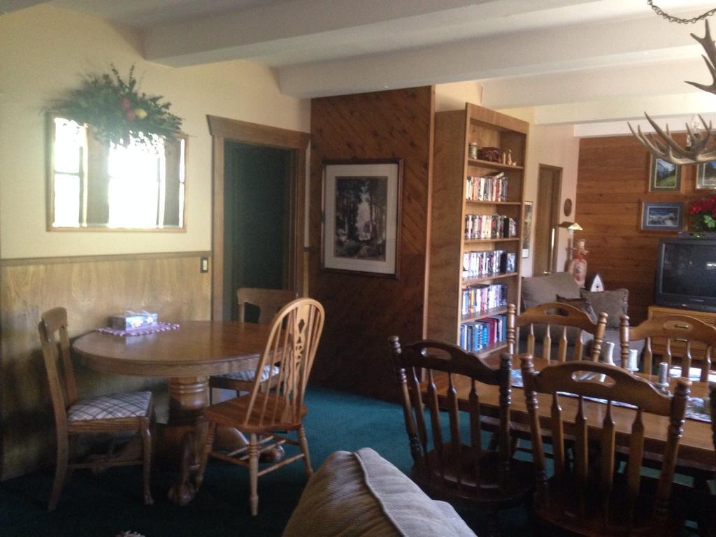 Switzerland Haus Bed And Breakfast Inn Big Bear Lake Exterior photo